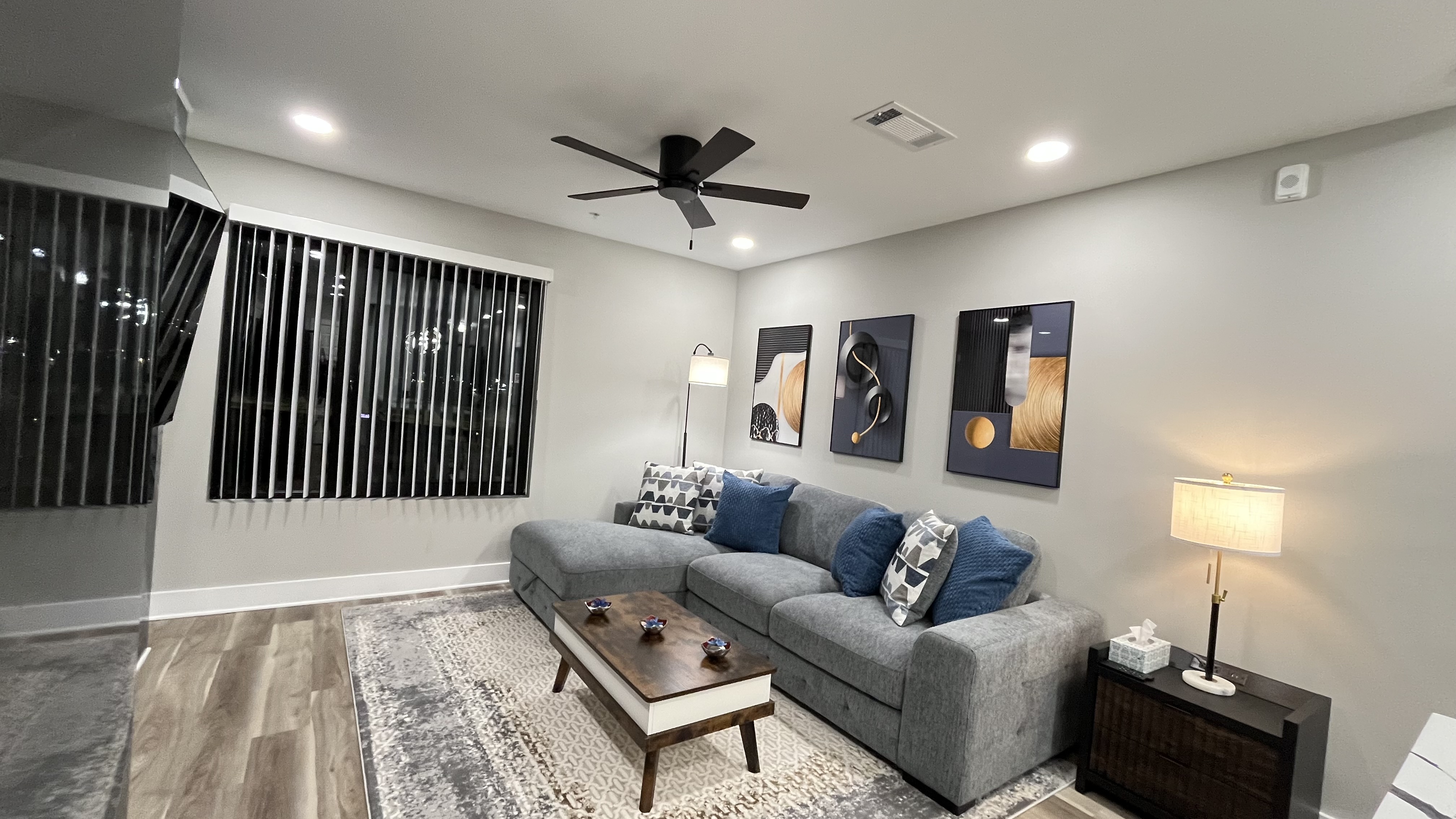 Apt. 203
